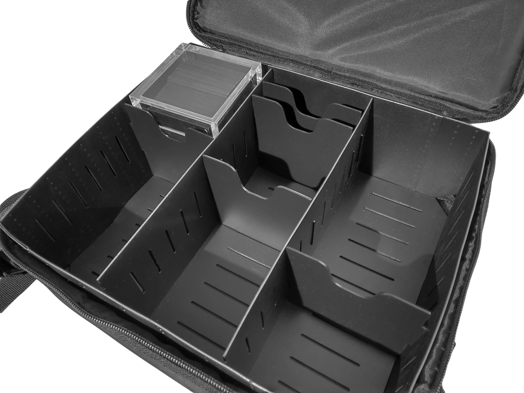 Ultra PRO Deluxe Gaming Case With Black Trim Card Displays & Storage 3 Ultra PRO Deluxe Gaming Case With Black Trim Card Displays & Storage